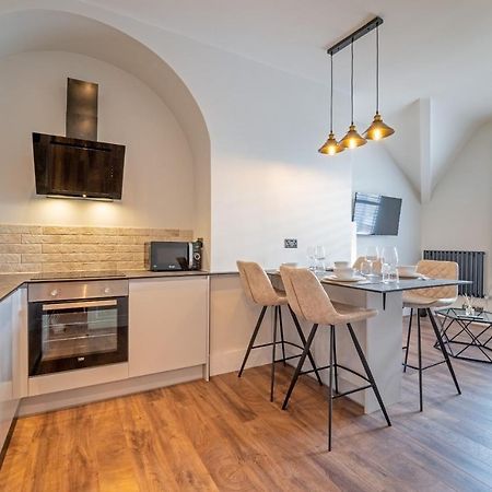 Watergate Penthouse - New 2 Bed Luxury Apartment In City Centre Chester Extérieur photo