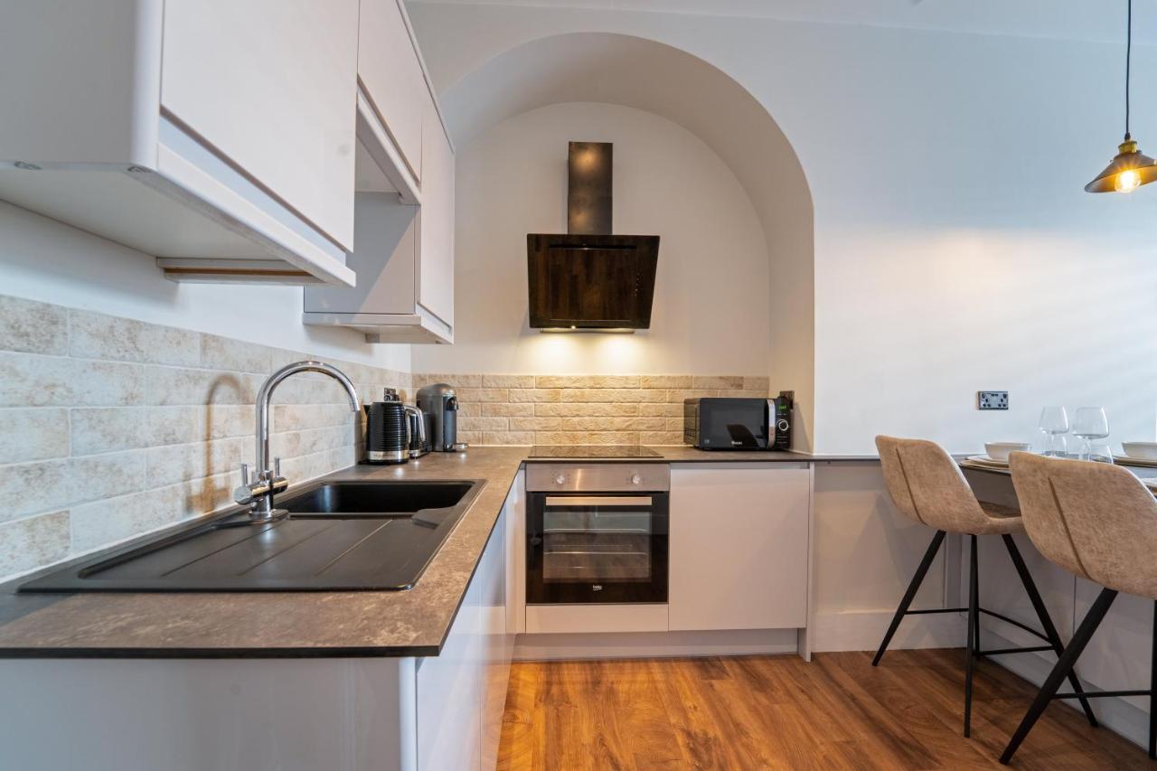Watergate Penthouse - New 2 Bed Luxury Apartment In City Centre Chester Extérieur photo