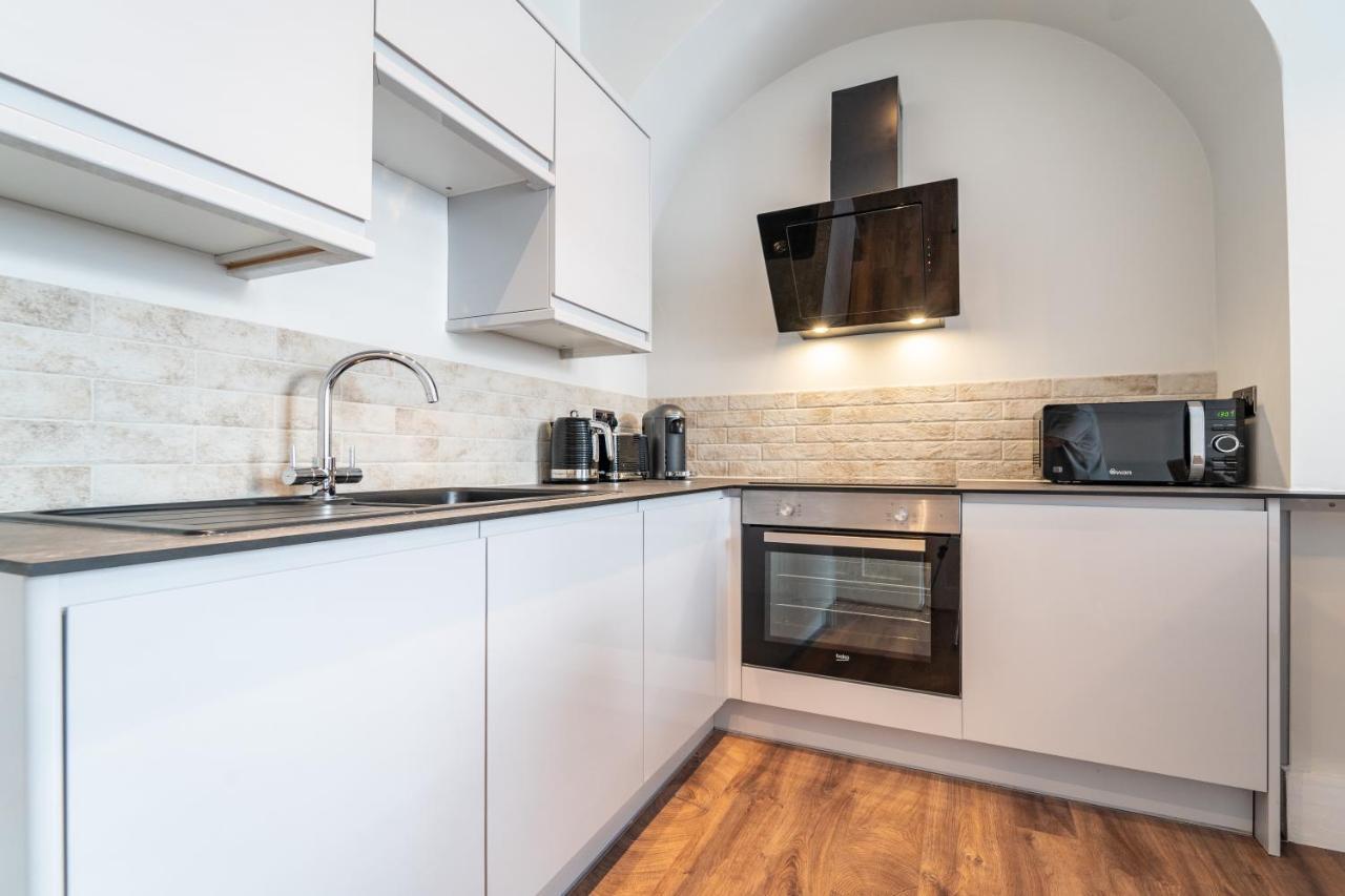 Watergate Penthouse - New 2 Bed Luxury Apartment In City Centre Chester Extérieur photo