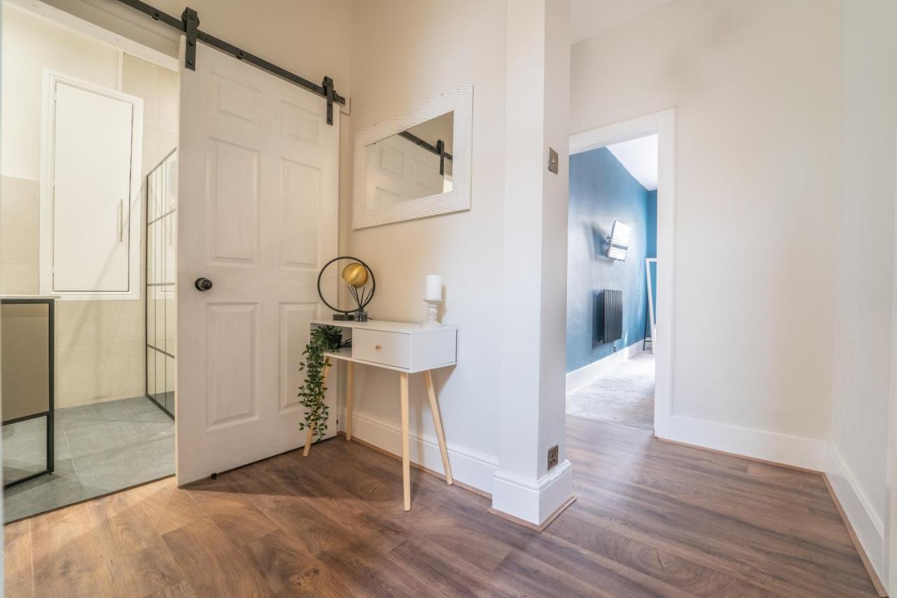 Watergate Penthouse - New 2 Bed Luxury Apartment In City Centre Chester Extérieur photo