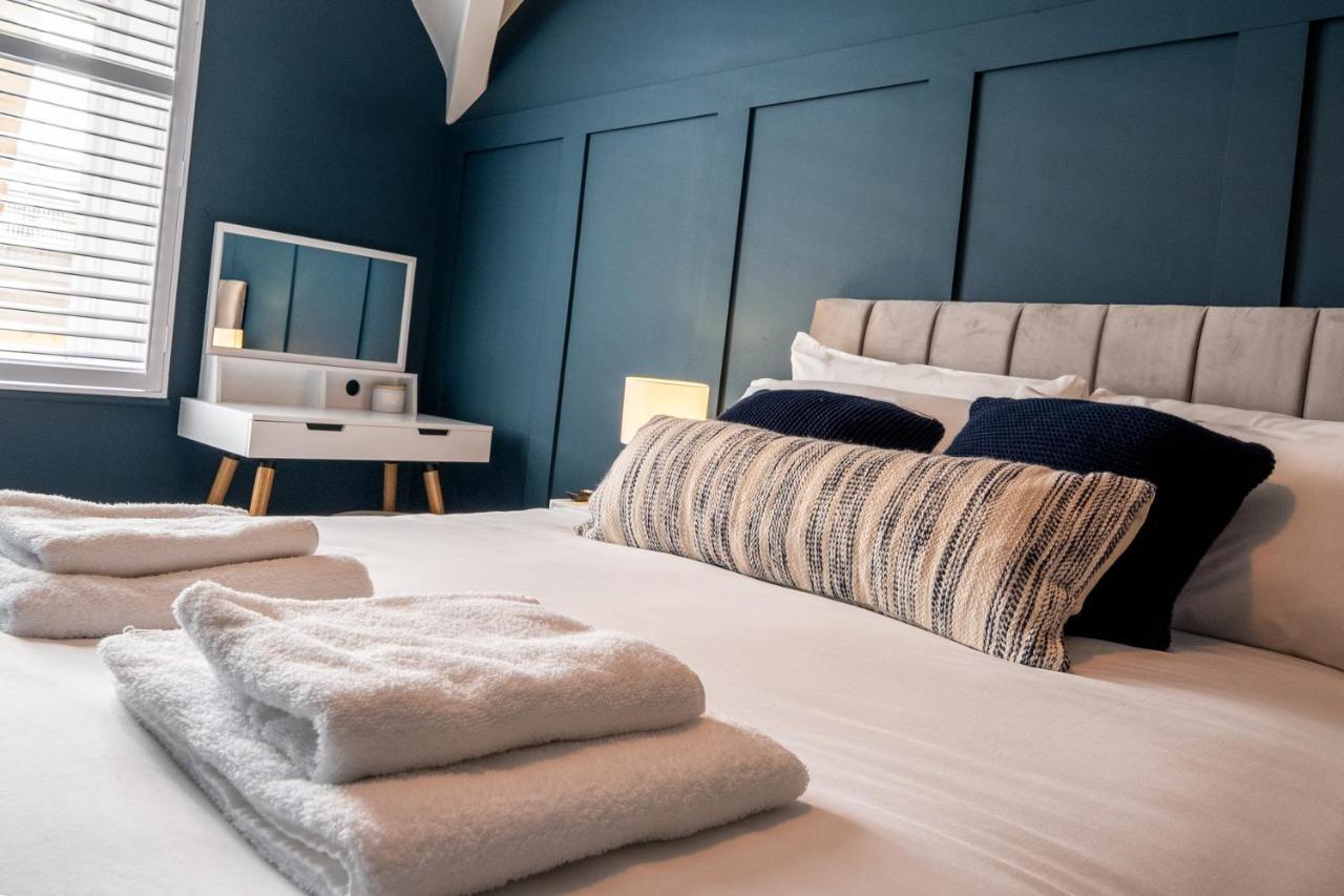Watergate Penthouse - New 2 Bed Luxury Apartment In City Centre Chester Extérieur photo